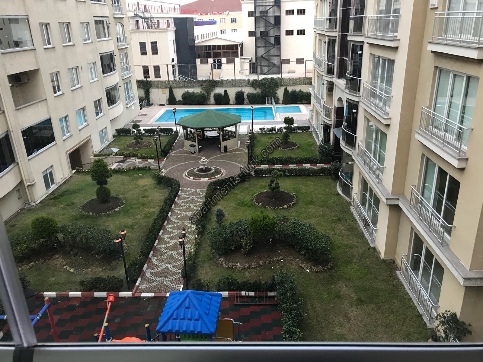 APARTMENTS IN BEYLİKDÜZÜ İSTANBUL TR 41358